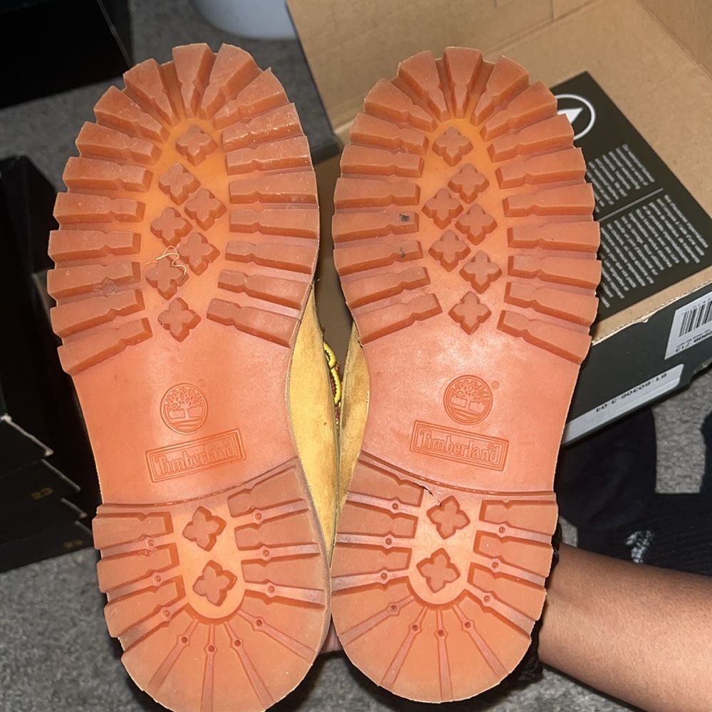 Timberland - Picture 2 of 3